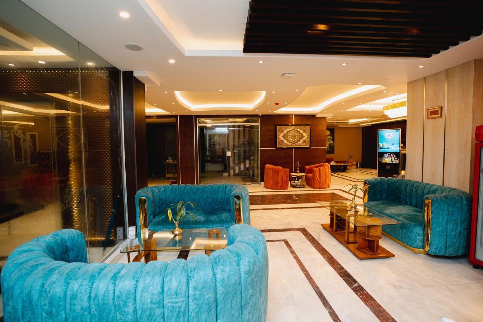 Royal Raj Hotel Rajshahi Exterior foto