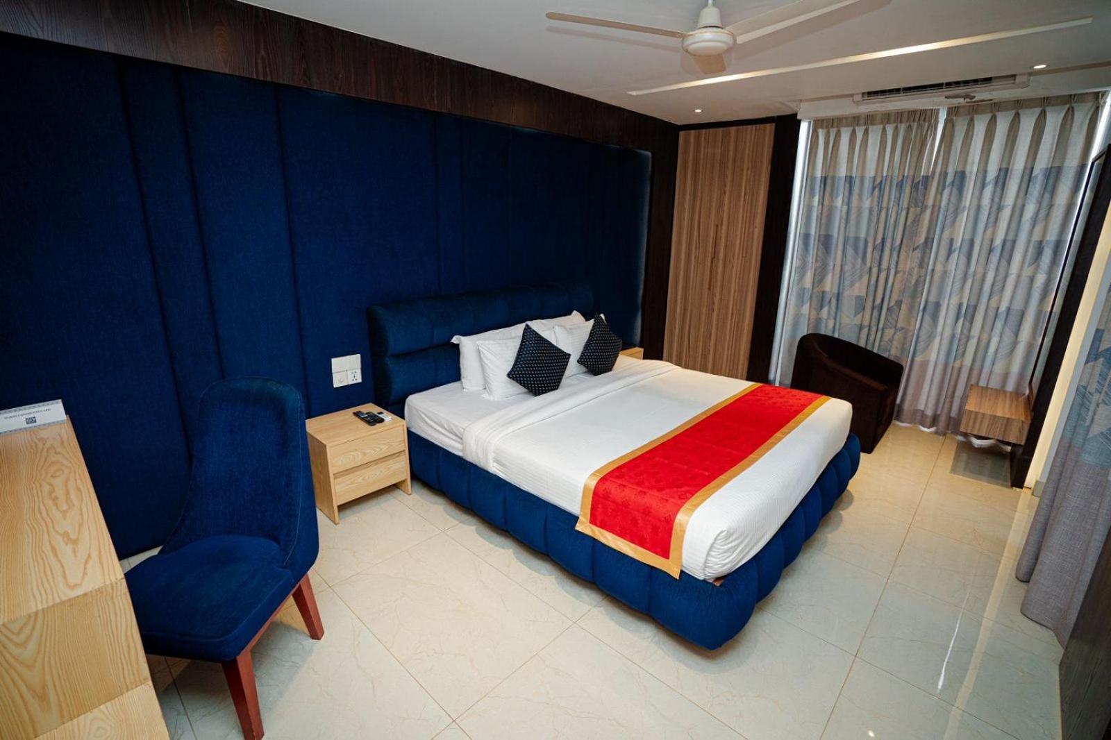 Royal Raj Hotel Rajshahi Exterior foto